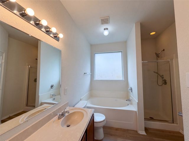 10001 Blue Bell Drive, Fort Worth, TX 76108