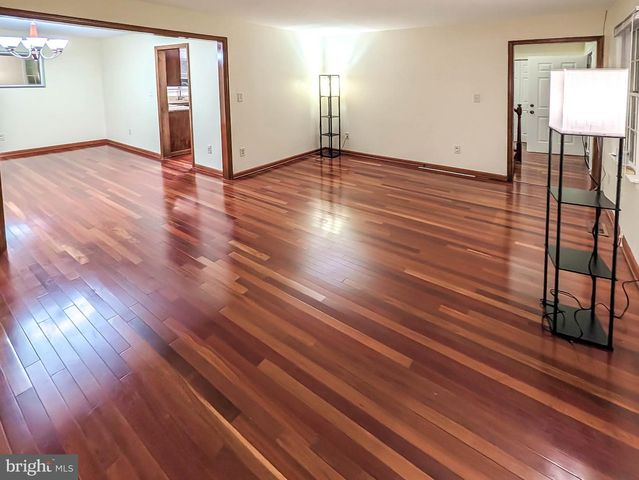 7220 KINDLER RD, Columbia, MD 21046