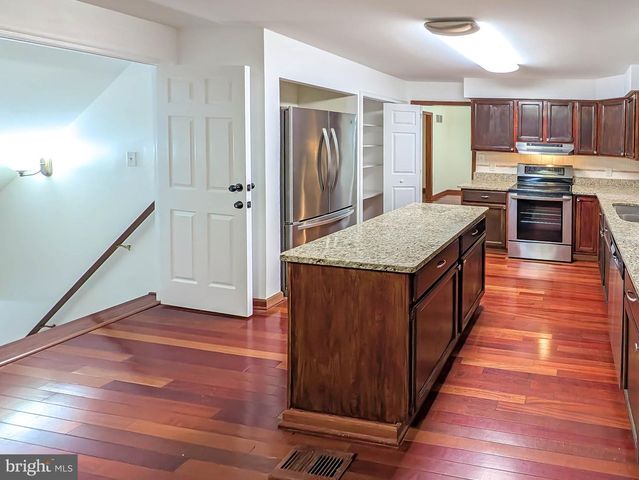 7220 KINDLER RD, Columbia, MD 21046
