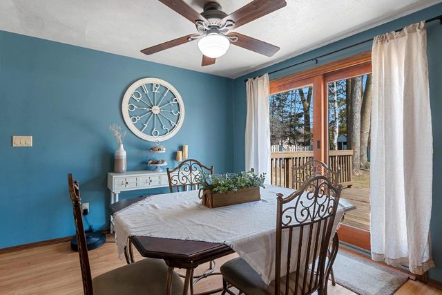 1327 SANDSTONE PLACE, Green Bay, WI 54313