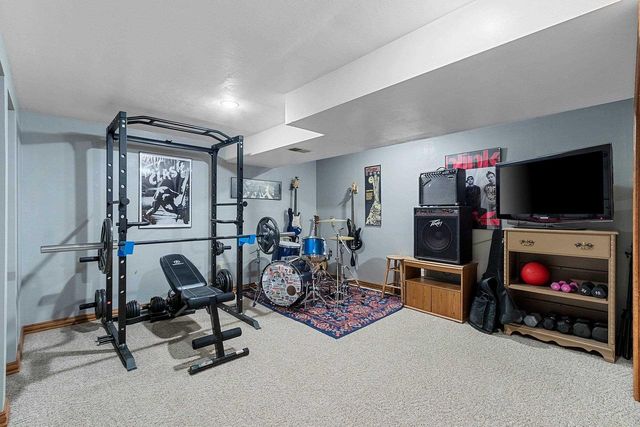 1327 SANDSTONE PLACE, Green Bay, WI 54313