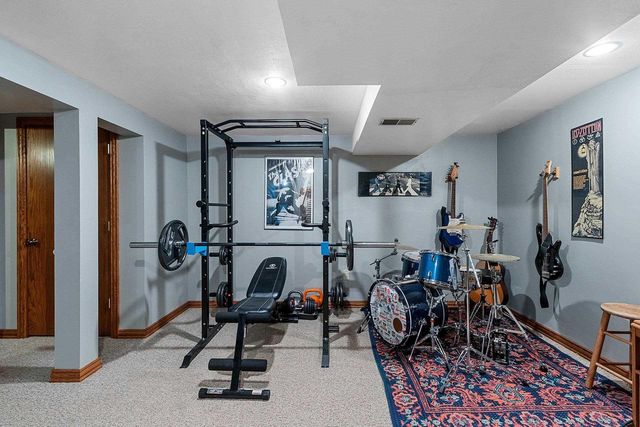 1327 SANDSTONE PLACE, Green Bay, WI 54313