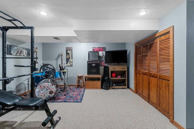 1327 SANDSTONE PLACE, Green Bay, WI 54313