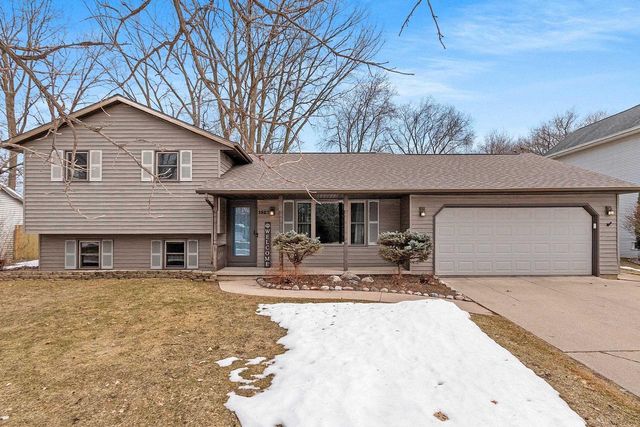 1327 SANDSTONE PLACE, Green Bay, WI 54313