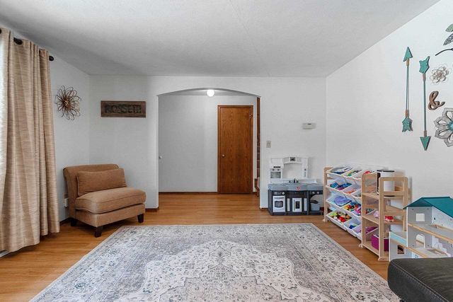 1327 SANDSTONE PLACE, Green Bay, WI 54313