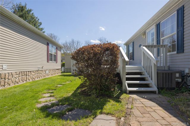 39 Cedar Flats Road, Stony Point, NY 10980