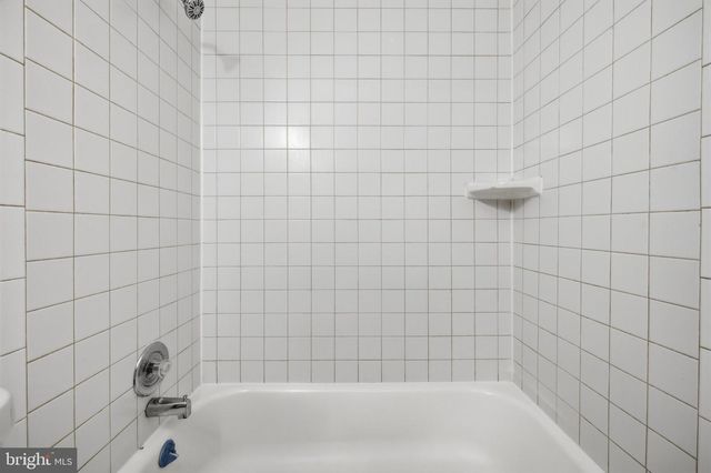 9053 SILVER MAPLE CT, Manassas, VA 20110