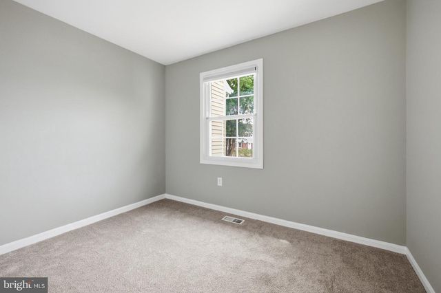 9053 SILVER MAPLE CT, Manassas, VA 20110