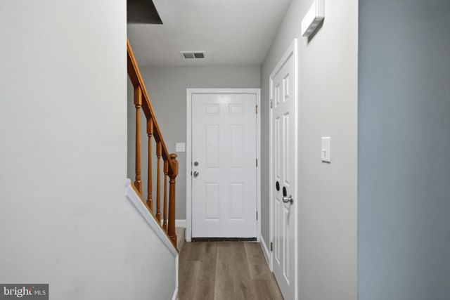 9053 SILVER MAPLE CT, Manassas, VA 20110