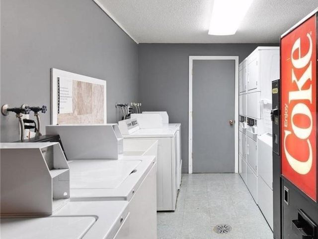 605 S 9th Street 8, Minneapolis, MN 55404