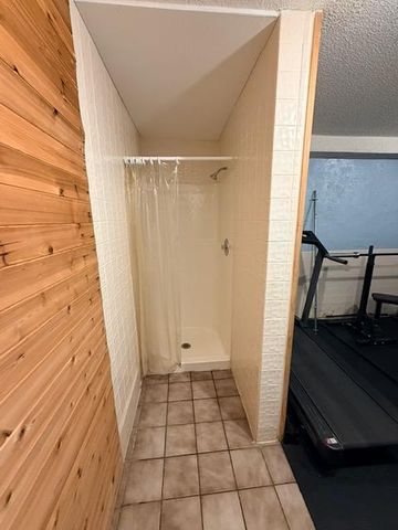 605 S 9th Street 8, Minneapolis, MN 55404