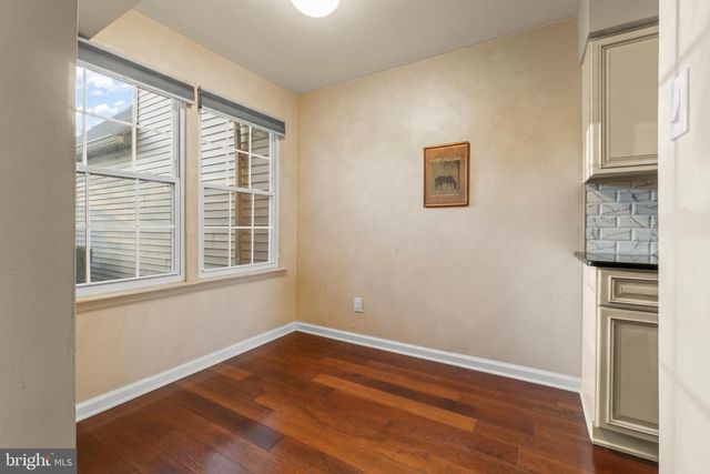 2 WOODLAKE DR, Marlton, NJ 08053