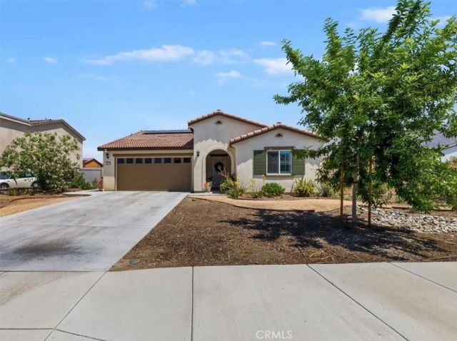 419 Poplar Hill, San Jacinto, CA 92583