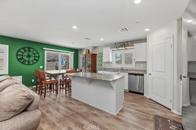 419 Poplar Hill, San Jacinto, CA 92583