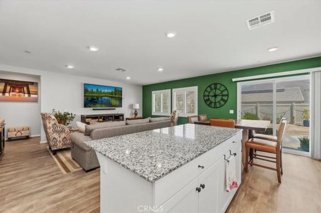 419 Poplar Hill, San Jacinto, CA 92583