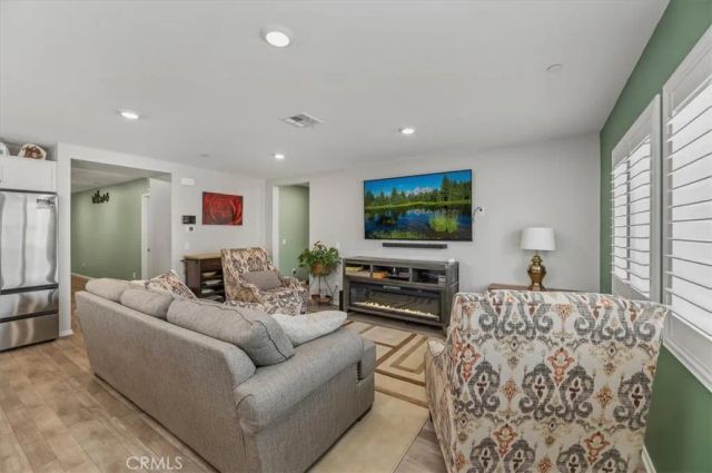 419 Poplar Hill, San Jacinto, CA 92583