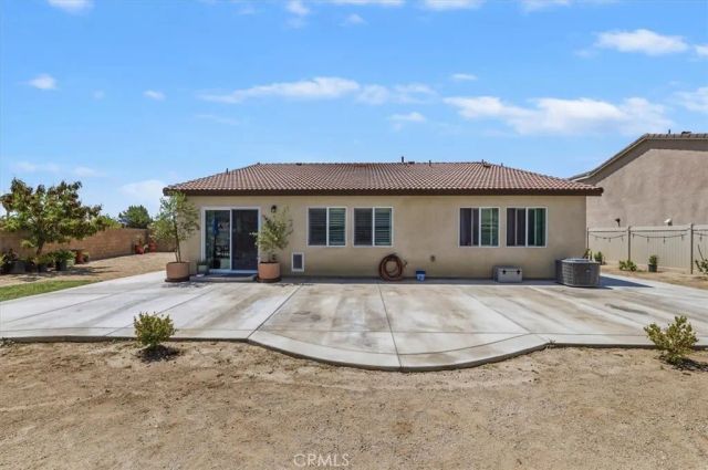 419 Poplar Hill, San Jacinto, CA 92583