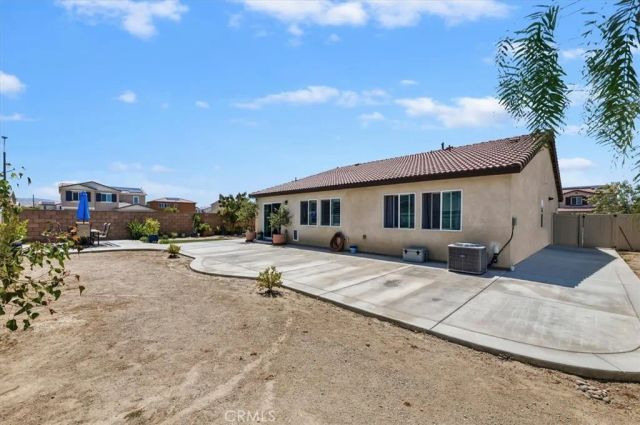 419 Poplar Hill, San Jacinto, CA 92583