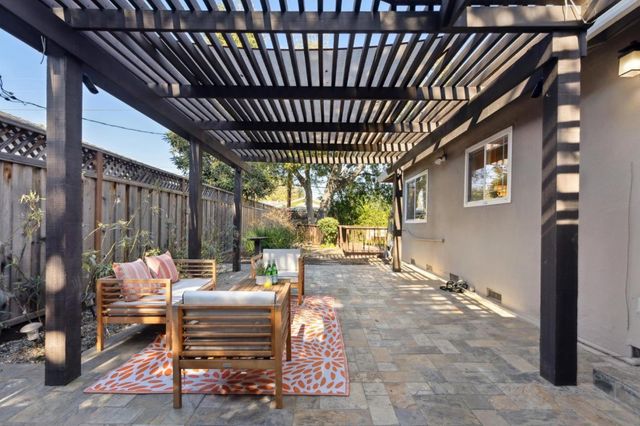 19061 Brookhaven Drive, Saratoga, CA 95070