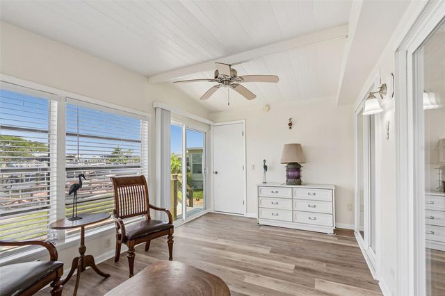 7186 MOUNT ARLINGTON DRIVE NE 421, St Petersburg, FL 33702