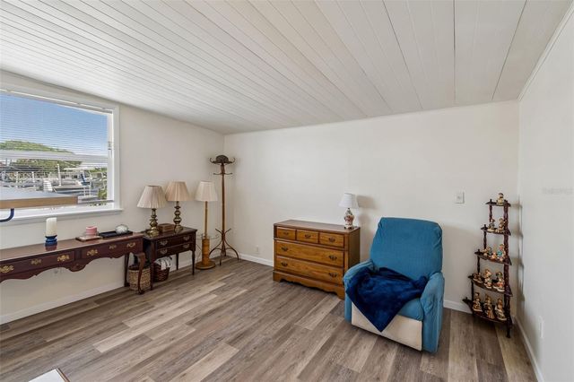 7186 MOUNT ARLINGTON DRIVE NE 421, St Petersburg, FL 33702