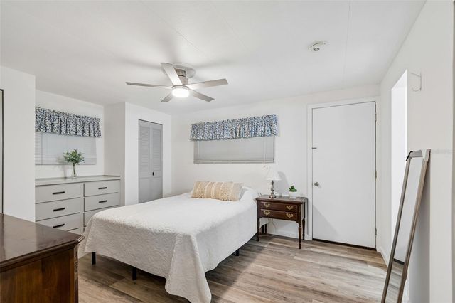 7186 MOUNT ARLINGTON DRIVE NE 421, St Petersburg, FL 33702