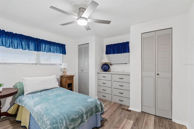 7186 MOUNT ARLINGTON DRIVE NE 421, St Petersburg, FL 33702