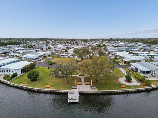 7186 MOUNT ARLINGTON DRIVE NE 421, St Petersburg, FL 33702