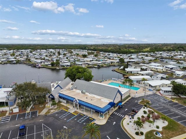 7186 MOUNT ARLINGTON DRIVE NE 421, St Petersburg, FL 33702