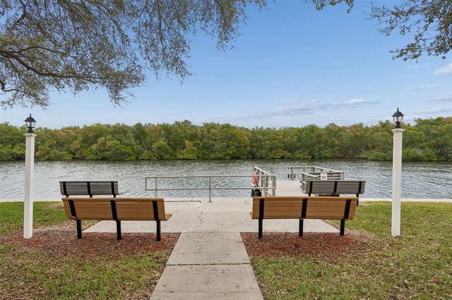 7186 MOUNT ARLINGTON DRIVE NE 421, St Petersburg, FL 33702