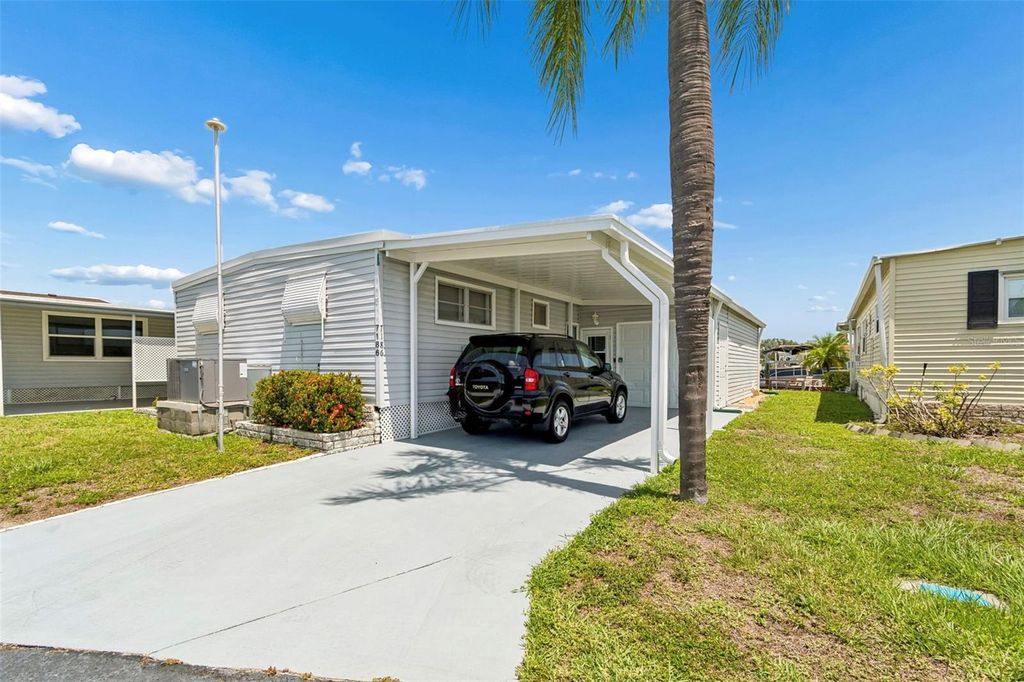 7186 MOUNT ARLINGTON DRIVE NE 421, St Petersburg, FL 33702