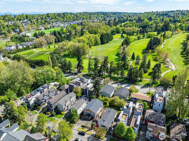 2827 SW Nevada Street, Seattle, WA 98126