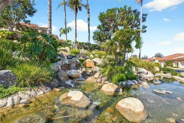 12136 Royal Lytham Row, San Diego, CA 92128