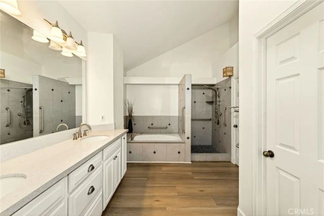 12136 Royal Lytham Row, San Diego, CA 92128