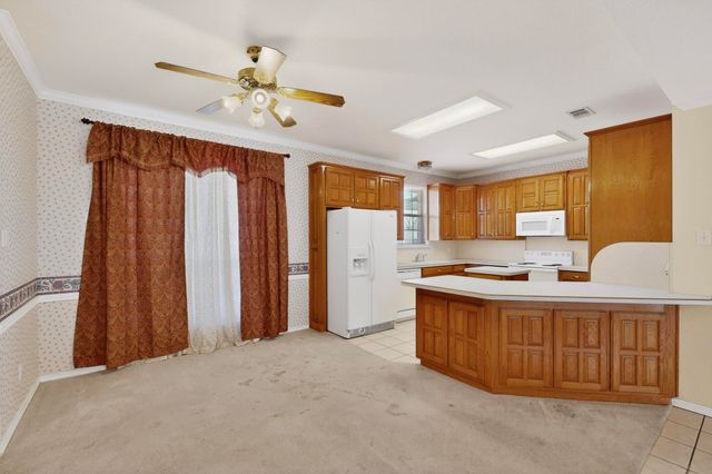 104 Shorewood Place, Joshua, TX 76058