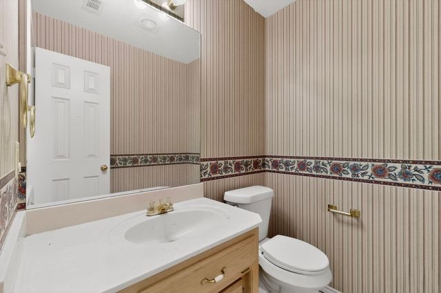 104 Shorewood Place, Joshua, TX 76058