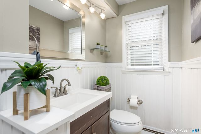 58 Hollow Brook Road, Windsor, CT 06095