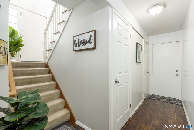 58 Hollow Brook Road, Windsor, CT 06095