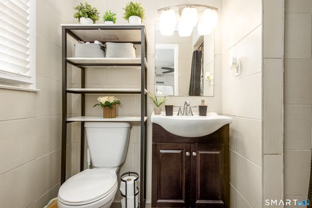 58 Hollow Brook Road, Windsor, CT 06095