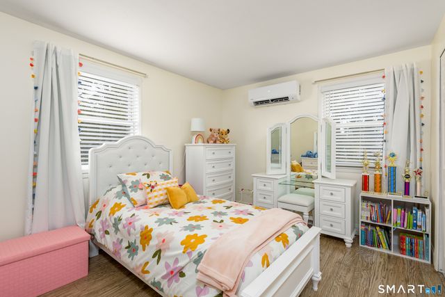 58 Hollow Brook Road, Windsor, CT 06095