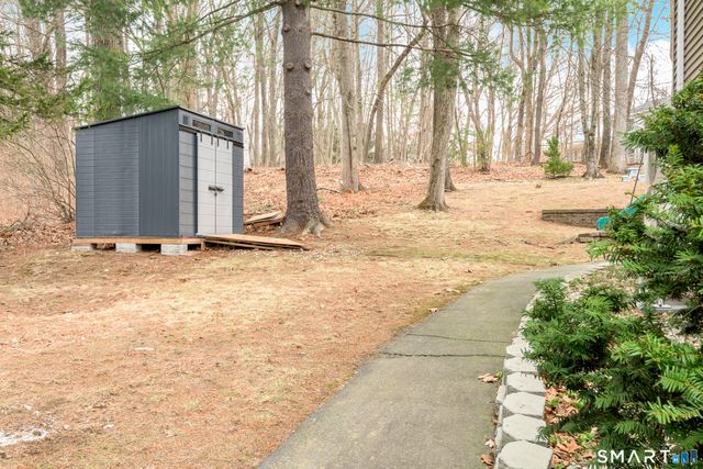 58 Hollow Brook Road, Windsor, CT 06095