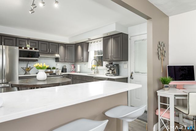 58 Hollow Brook Road, Windsor, CT 06095