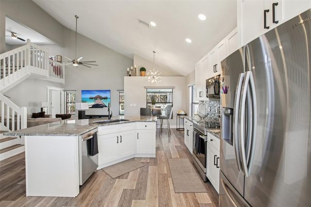 8951 EASTMAN DRIVE, Tampa, FL 33626