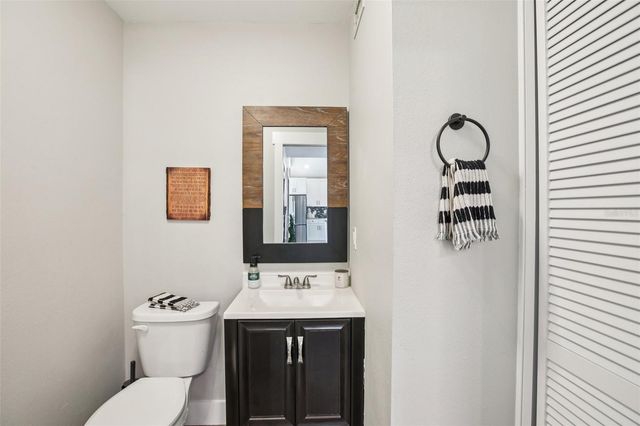 8951 EASTMAN DRIVE, Tampa, FL 33626