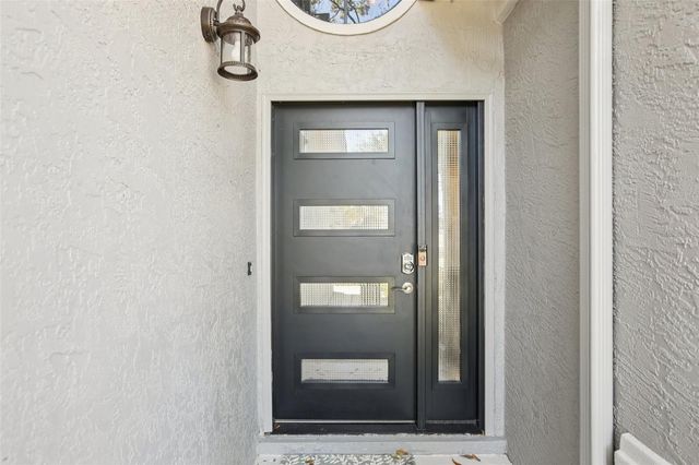 8951 EASTMAN DRIVE, Tampa, FL 33626