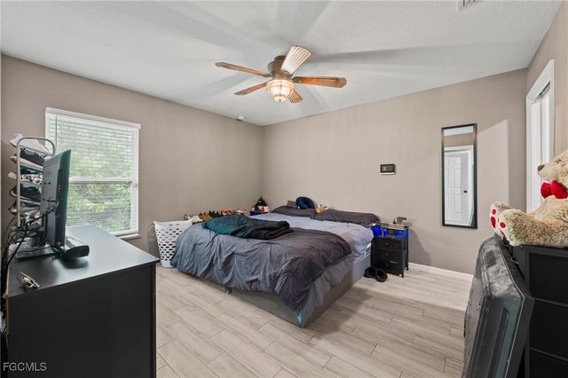 5011 Dania CIR, Labelle, FL 33935