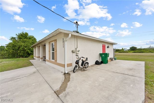 5011 Dania CIR, Labelle, FL 33935