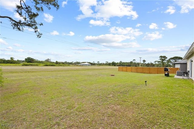 5011 Dania CIR, Labelle, FL 33935