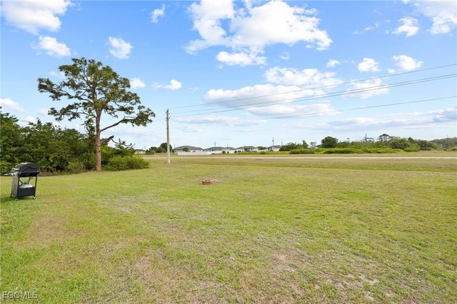 5011 Dania CIR, Labelle, FL 33935