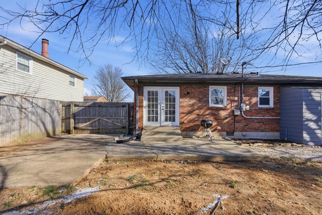 214 Quebec Way, Lexington, KY 40515